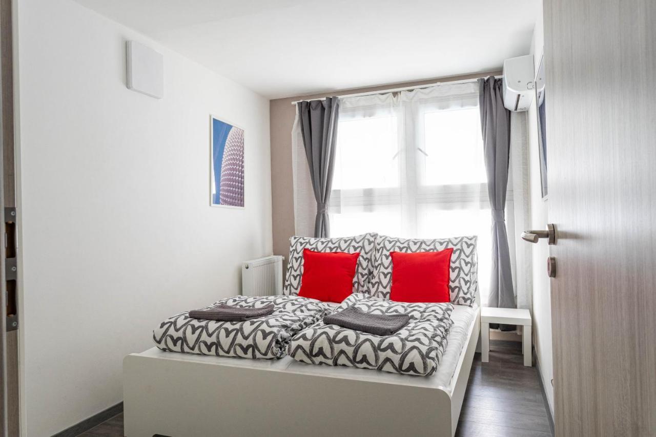Rakoczi 4 Bedroom Centre Apartment Budapest Eksteriør billede